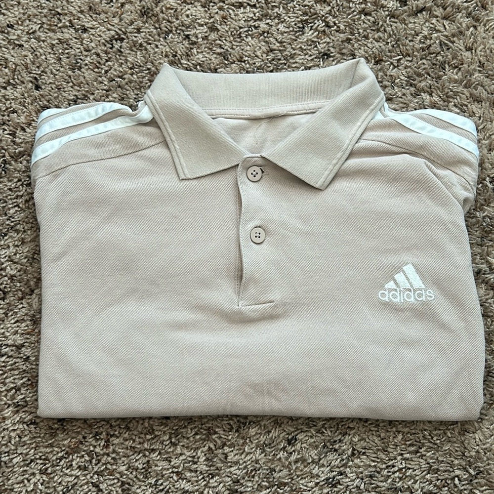 LIKE NEW Adidas Polo (L)